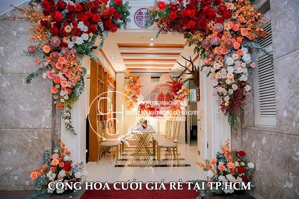 XƯỞNG CHUYÊN SẢN XUẤT CỔNG HOA CƯỚI GIÁ RẺ TẠI TP.HCM