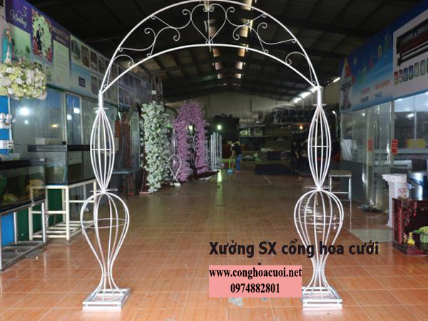 BÁN KHUNG CỔNG HOA CƯỚI 2021